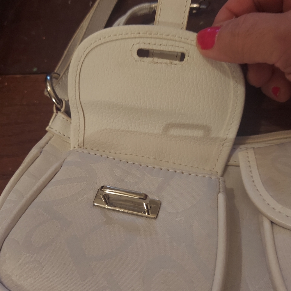 Small Handbag - Picture 6 of 6